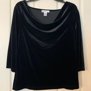 Judith Hart Plus Size Stretch Velvet 3/4 Sleeve Top – 1X